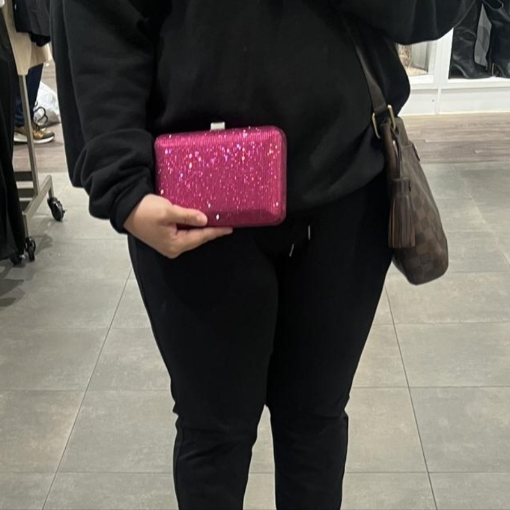 Express Clutch - Picture 6 of 11